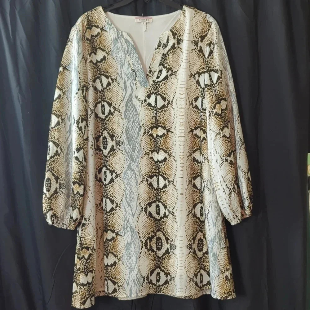 Andree by Unit size small‎